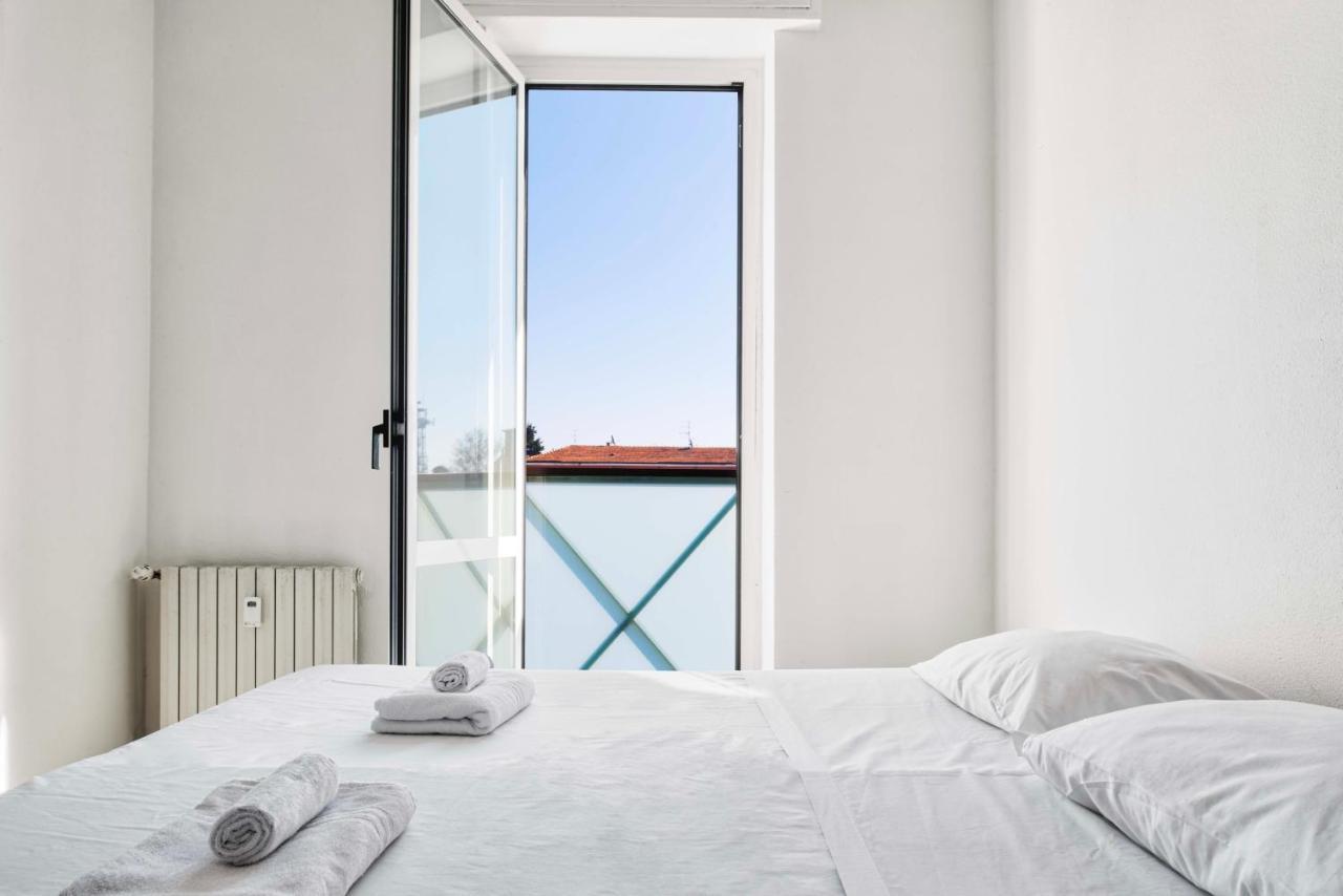 Luvi - Alzaia Naviglio Pavese Apartman Milánó Kültér fotó
